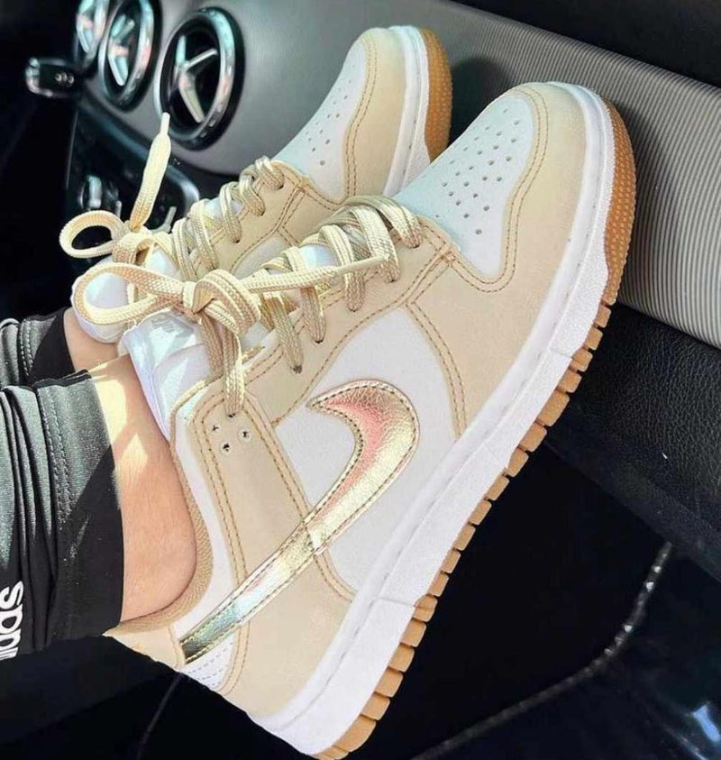 Tênis Nike Dunk Branco Dourado Premium
