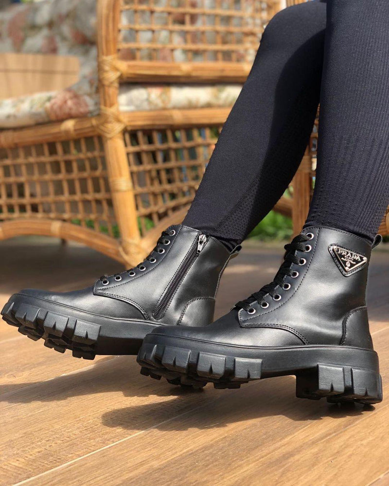 Bota Tratorada Prada Couro Preto Feminino Premium - Loja Menina Maluca