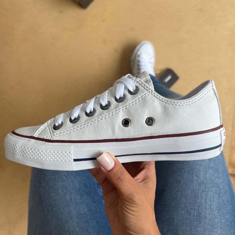 Tênis All Star Branco e Vermelho Courino Premium - Loja Menina Maluca