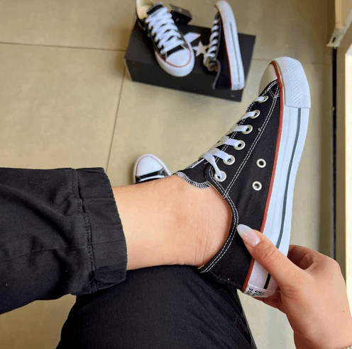 Tênis All Star Preto e Vermelho Clássico - Loja Menina Maluca