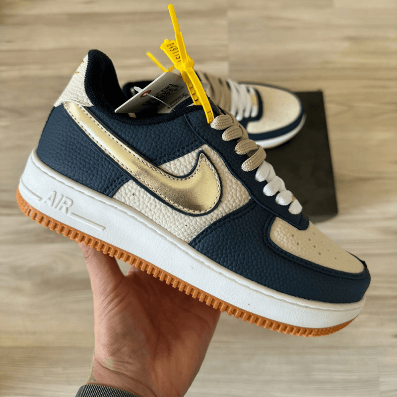 Tênis Nike Air Force Marinho Ouro Premium - Loja Menina Maluca