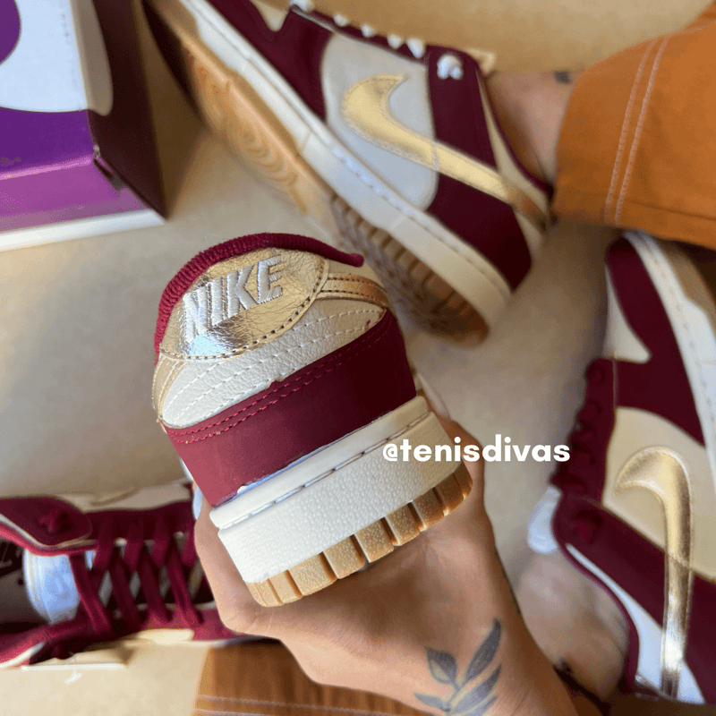 Tênis Nike Dunk SB Bordo Ouro Light Premium - Loja Menina Maluca