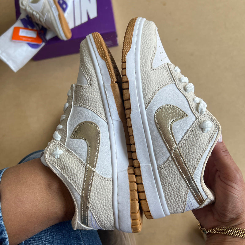 Tênis Nike Dunk SB Dourado Creme Premium - Loja Menina Maluca
