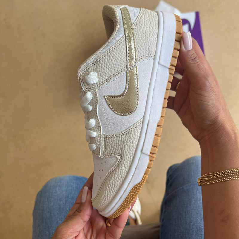 Tênis Nike Dunk SB Dourado Creme Premium - Loja Menina Maluca
